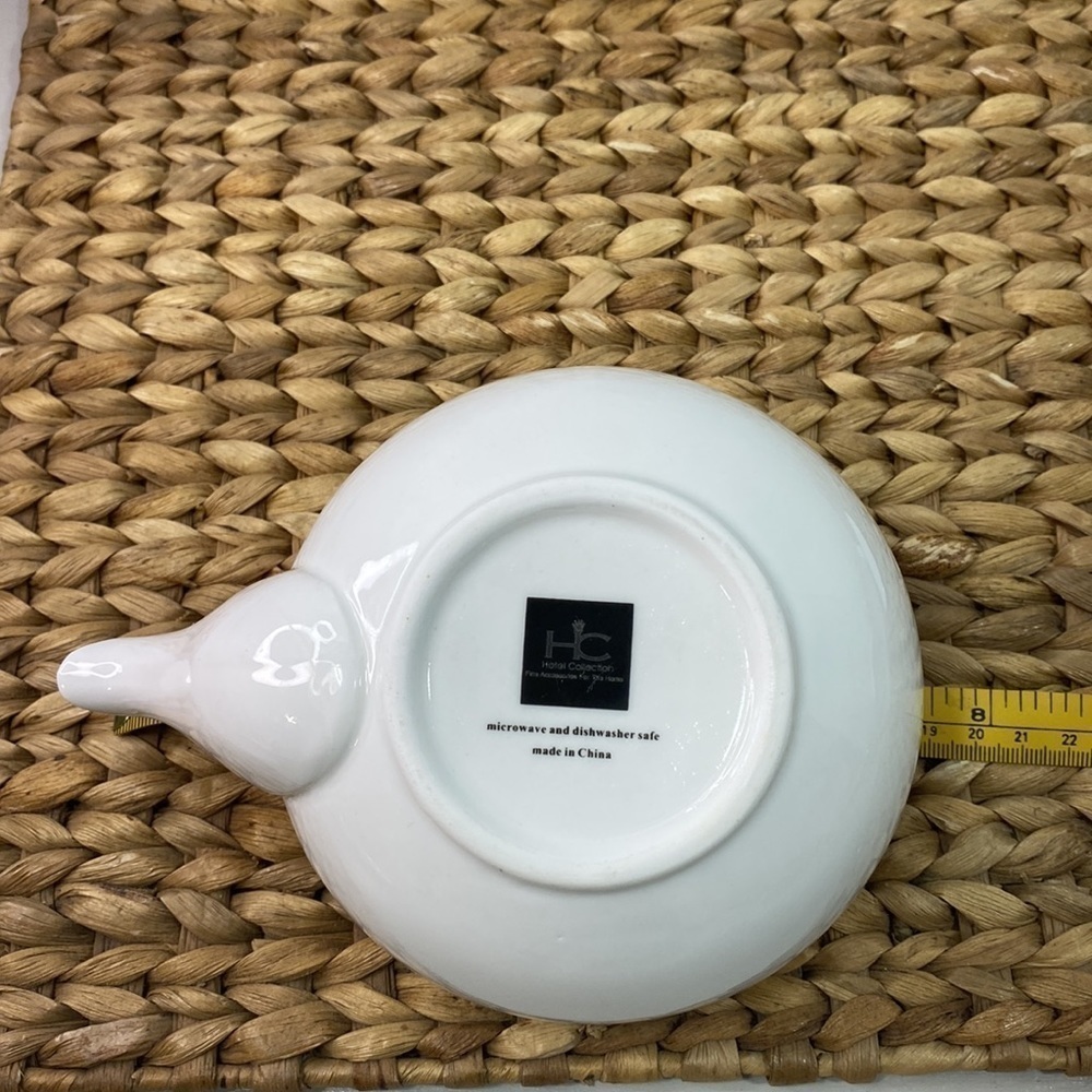 White ceramic single serve tea pot - Picture 10 of 11